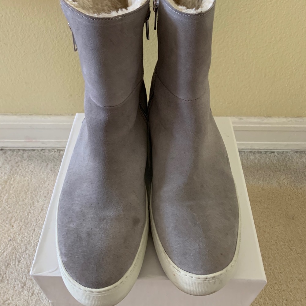 Women’s boots